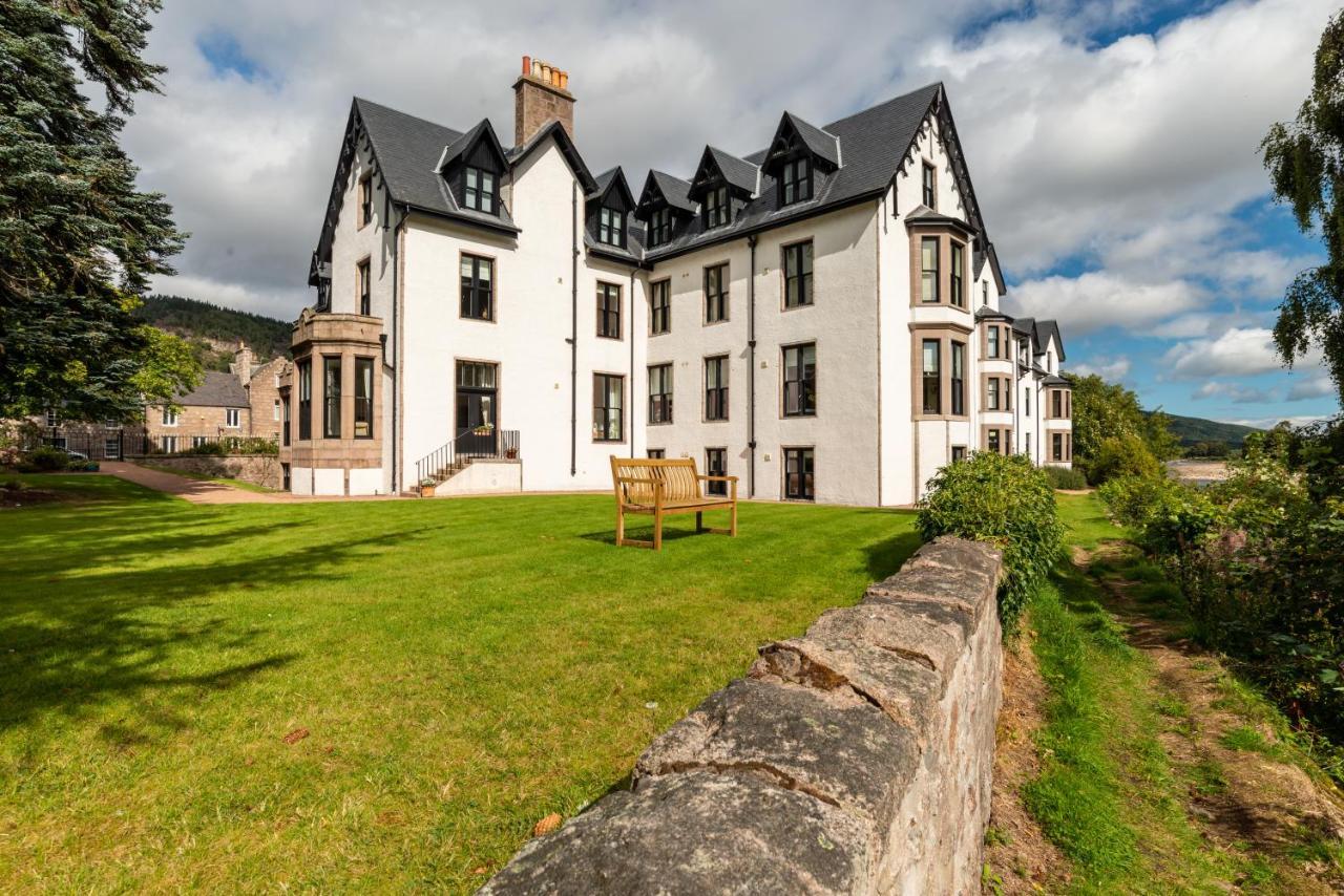 Historic Village, Rare Find, Amazing Views Ballater Exterior photo